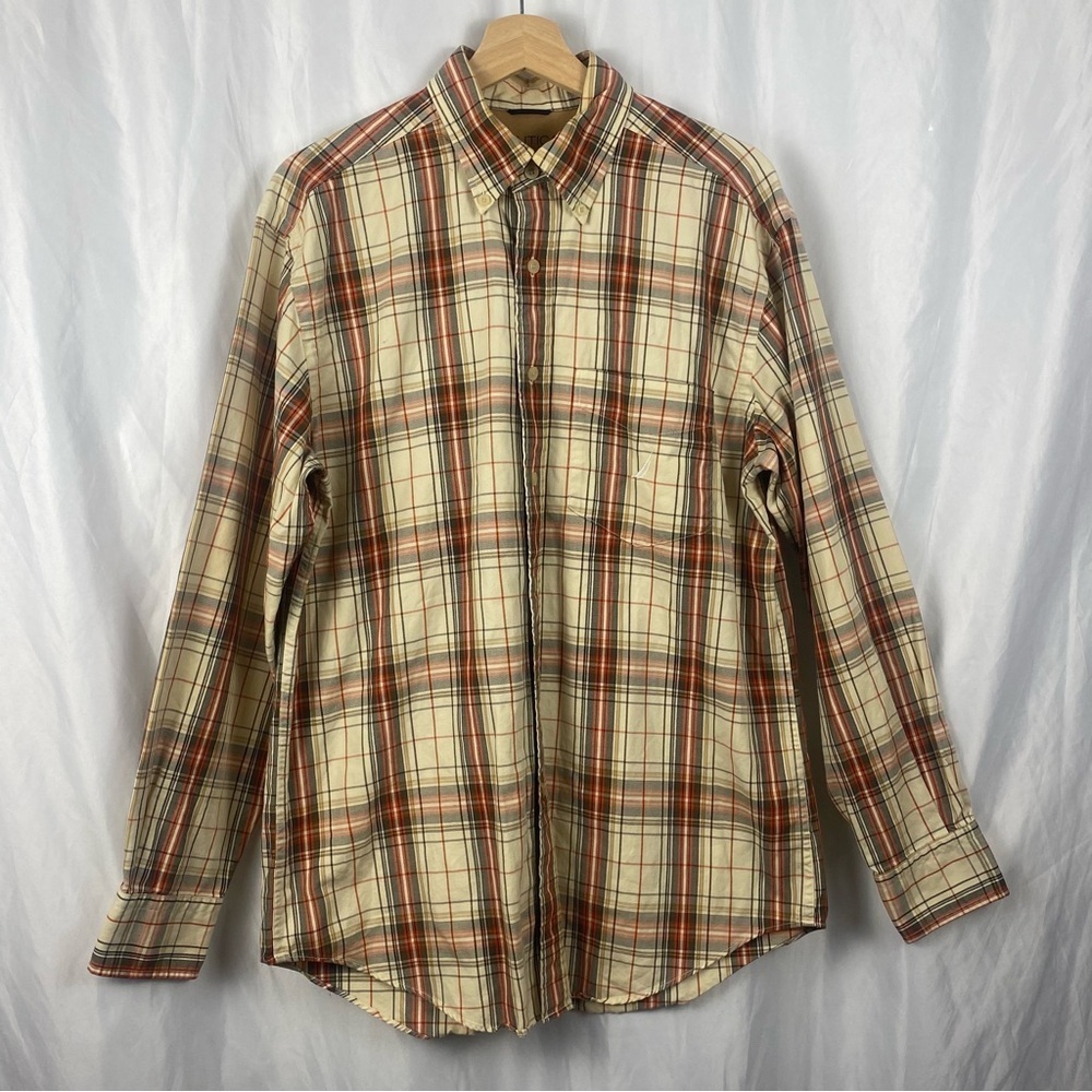 Nautica Vintage Plaid Button-Down Long Sleeve Men’s Shirt Size Medium